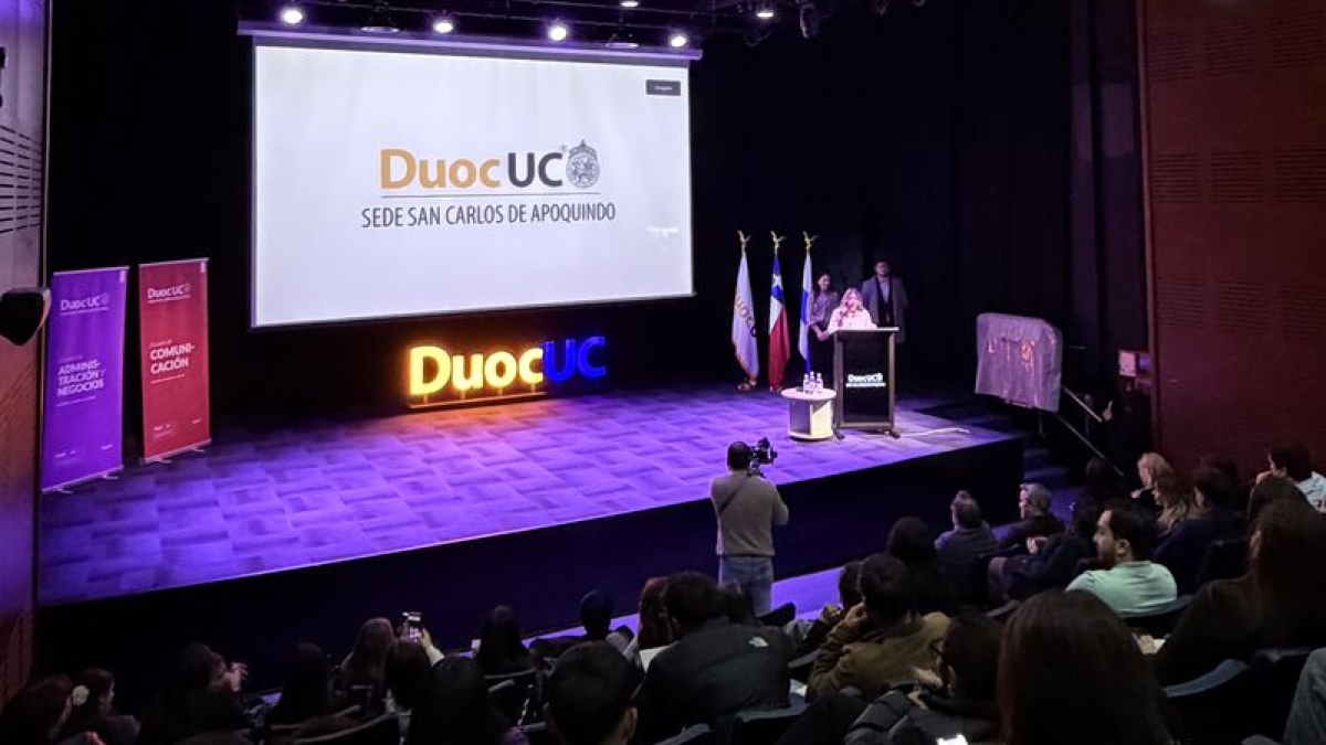 Ceremonia presentación Desafío Duoc UC